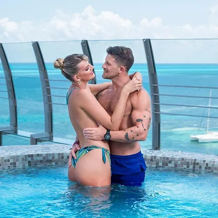 Temptation At The Tower Cancun Resort (Adults Only) Exterior foto